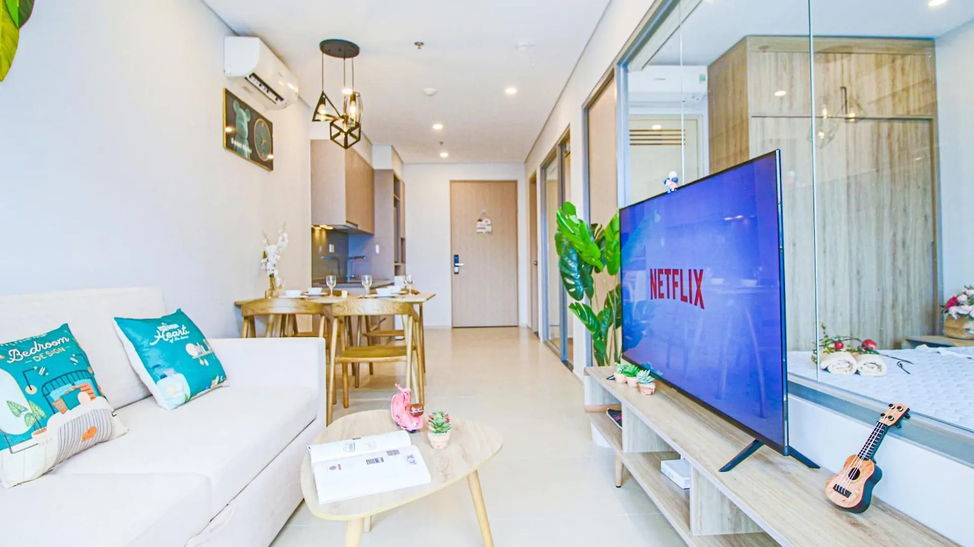 Nang'S Apartment - The Song Vung Tau, Pool & Yellow Sand Beach