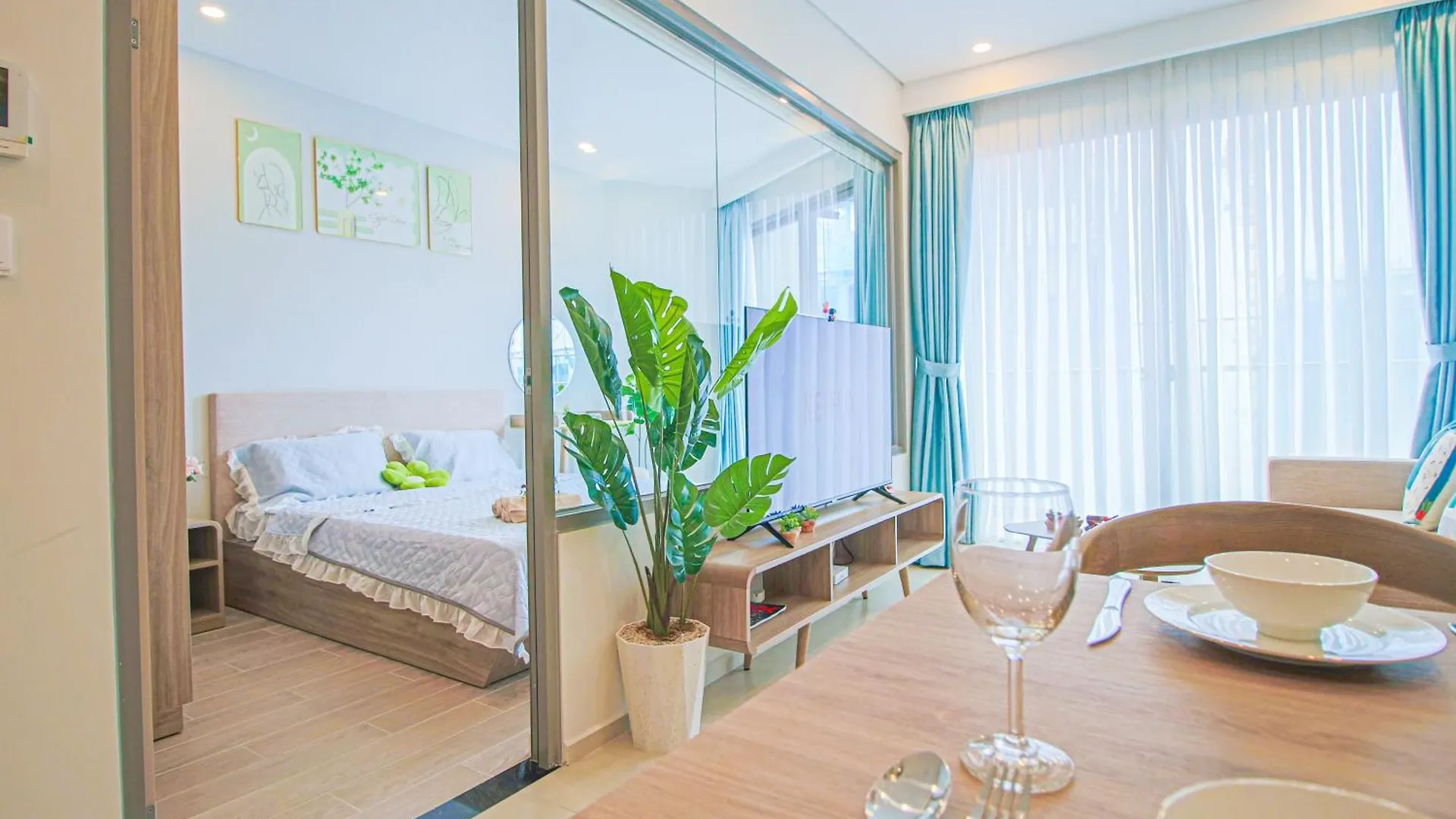 Nang'S Apartment - The Song Vung Tau, Pool & Yellow Sand Beach