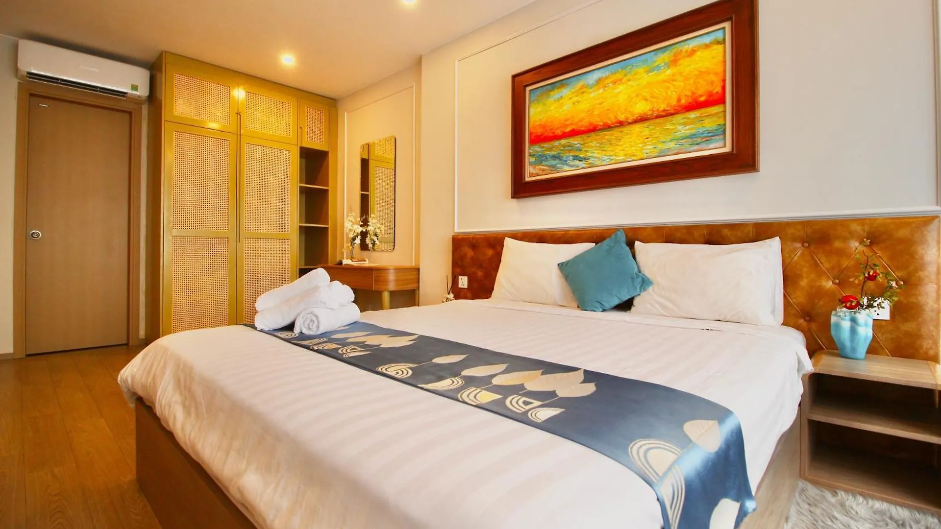 Nang'S Apartment - The Song Vung Tau, Pool & Yellow Sand Beach